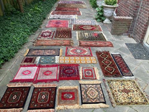 40 Perzisch tafelloper kastkleedjes tapijt kleed tafelkleed, Huis en Inrichting, Stoffering | Tapijten en Kleden, Gebruikt, Wit