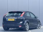 Ford Focus 2.0-16V Titanium | Nieuwe APK | Sony Surround | A, Auto's, Gebruikt, Zwart, 4 cilinders, Leder en Stof