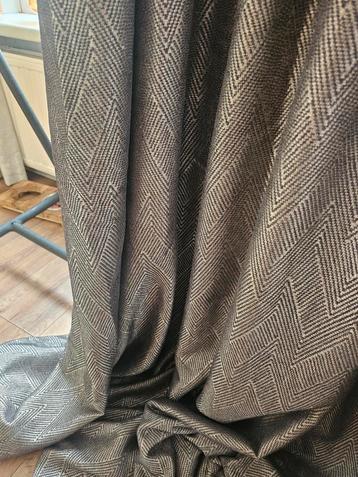 Gordijnen 255 hoog V59 beschikbaar voor biedingen