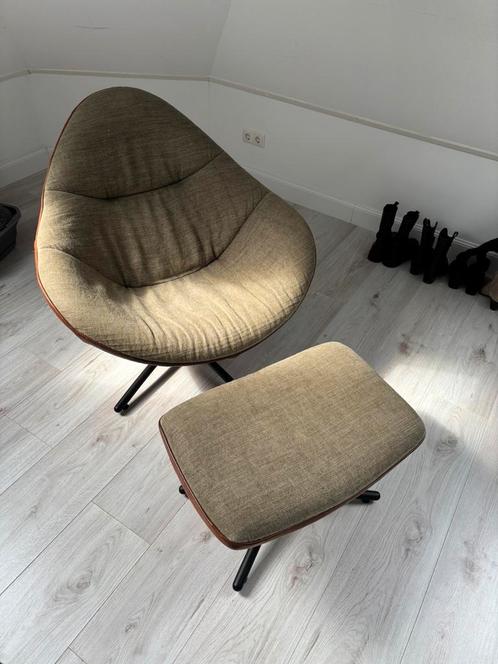Label Hidde Soft designfauteuil + poef, Huis en Inrichting, Fauteuils, Zo goed als nieuw, 50 tot 75 cm, Ophalen