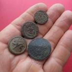 Lot 4 knopen bodemvondst knoop, Antiek en Kunst, Ophalen of Verzenden