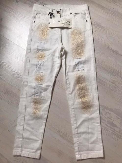 Crème kleurige broek met gouden glitters., Kinderen en Baby's, Kinderkleding | Maat 128, Nieuw, Meisje, Broek, Ophalen of Verzenden