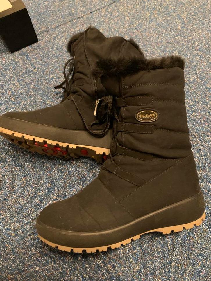Snowboots van Olang maat 40 - 42, Kleding | Dames, Schoenen, Zo goed als nieuw, Snowboots, Zwart, Ophalen of Verzenden