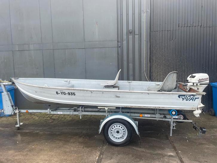 Aluminium visboot + 15 pk Johnson, Watersport en Boten, Vis- en Consoleboten, Gebruikt, 10 tot 30 pk, 3 tot 6 meter, Benzine, Buitenboordmotor