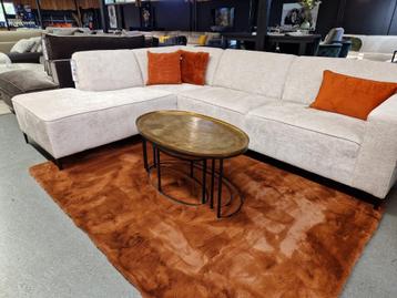 Voorraad Actie | Velvet bouclé Hoekbank | Showroom Utrecht beschikbaar voor biedingen