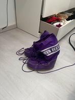 Paarse moonboots, Kleding | Dames, Schoenen, Ophalen of Verzenden, Regenlaarzen, Moonboot, Gedragen