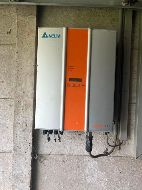 Omvormer s aangeboden, Doe-het-zelf en Verbouw, Zonnepanelen en Toebehoren, Gebruikt, Overige typen, Ophalen