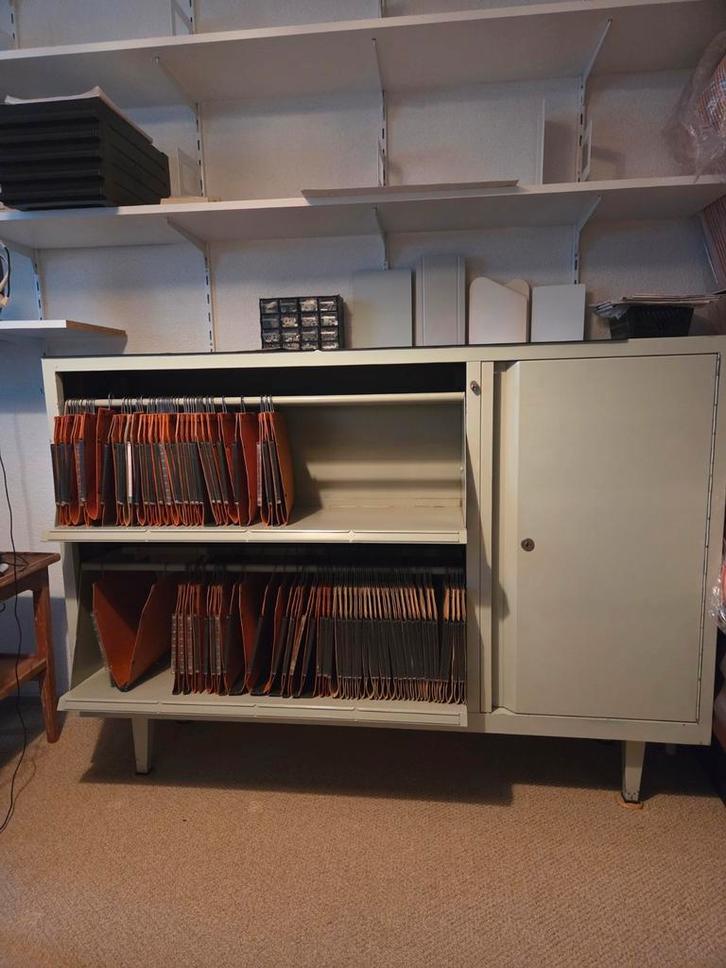 Metalen archiefkast, Huis en Inrichting, Kasten | Roldeurkasten en Archiefkasten, Gebruikt, 100 tot 150 cm, 50 tot 100 cm, 25 tot 50 cm
