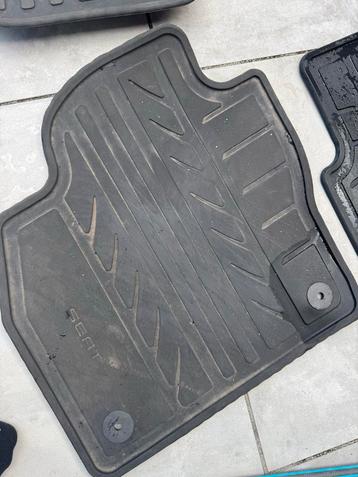 Seat Ibiza rubberen automatten beschikbaar voor biedingen