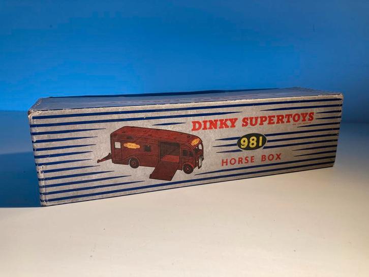 Dinky Toys 981 Horse Box lege doos, Hobby en Vrije tijd, Modelauto's | 1:43, Zo goed als nieuw, Bus of Vrachtwagen, Dinky Toys