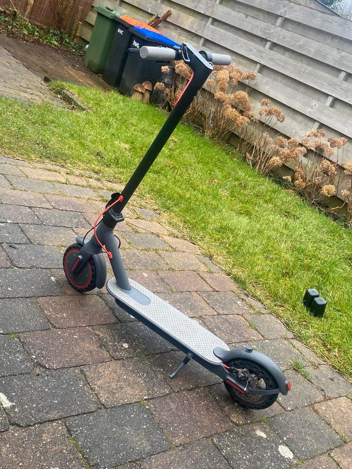 Elektrische step, Fietsen en Brommers, Steps, Zo goed als nieuw, Elektrische step (E-scooter), Ophalen of Verzenden