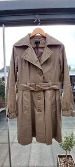 Leuke beige trenchcoat!, Kleding | Dames, Maat 38/40 (M), Zo goed als nieuw, Ophalen