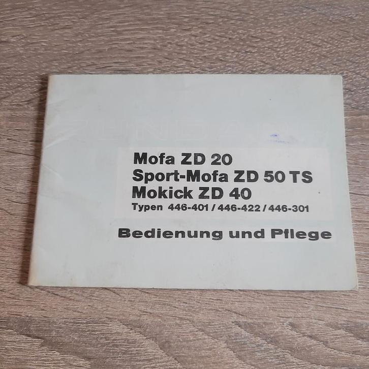 Zundapp Instructieboekje D 446-401/422/301 ZD ZD-TS 12-1979, Fietsen en Brommers, Handleidingen en Instructieboekjes, Zo goed als nieuw