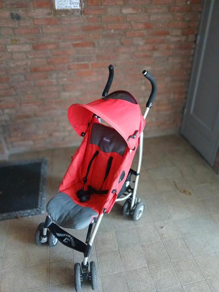 Chicco Buggy - Lichtgewicht en Compact!, Kinderen en Baby's, Buggy's, Gebruikt, Verstelbare rugleuning, Zonnekap, Ophalen of Verzenden