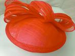 Bow Fascinator haarband met applicatie
- koraalrood, Ophalen of Verzenden, Zo goed als nieuw, One size fits all
