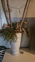 2 Opgemaakte Vazen met Takken en Groen, Huis en Inrichting, Overige materialen, Gebruikt, Wit, Ophalen of Verzenden