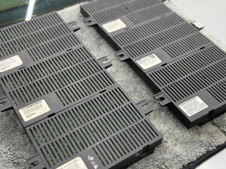 BMW E60 E61 LCM Licht Module LM1-LM2 [Partij LCI & PRE LCI], Computers en Software, Servers, Zo goed als nieuw, Onbekend, Ophalen of Verzenden