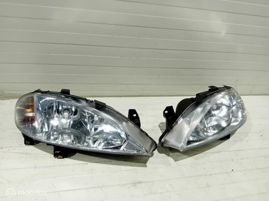 Koplamp Renault Megane 5511131R 5511131L, Auto-onderdelen, Verlichting, Gebruikt, Ophalen of Verzenden