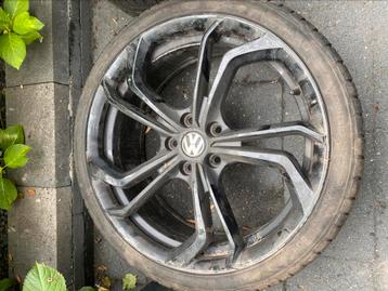 19 inch TCR velgen beschikbaar voor biedingen