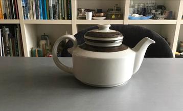 Vintage Arabia Made in Finland Karelia theepot; €25,00 beschikbaar voor biedingen