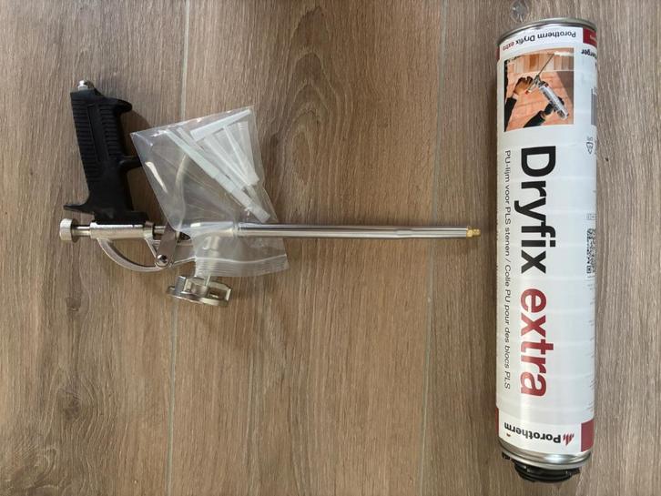 Wienerberger porotherm Dryfix PU lijm 2 stuks, Doe-het-zelf en Verbouw, Metselstenen, Nieuw, Bakstenen, Ophalen