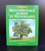 Monumentale bomen in Nederland, Ophalen of Verzenden, Zo goed als nieuw, Bloemen, Planten en Bomen