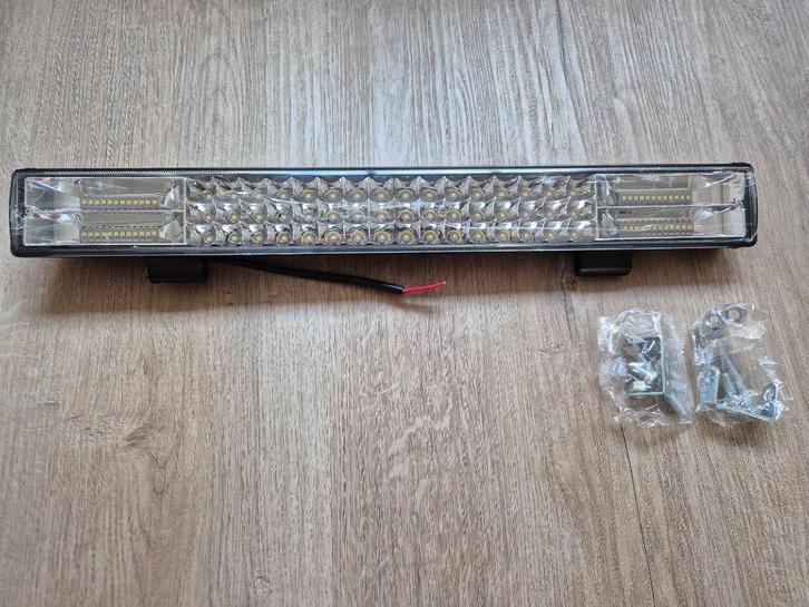LED balk werklamp verstraler mistlamp 20”/ 51 cm 3 rij licht, Auto diversen, Tuning en Styling, Ophalen of Verzenden
