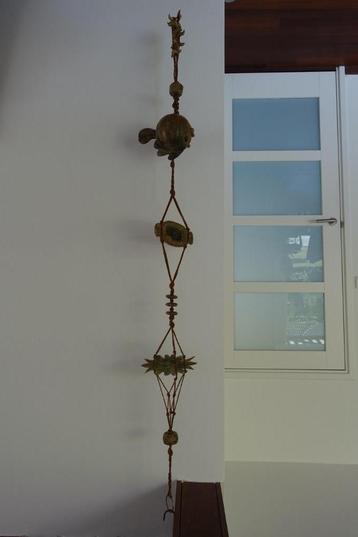 Mobiele Sculptuur beschikbaar voor biedingen