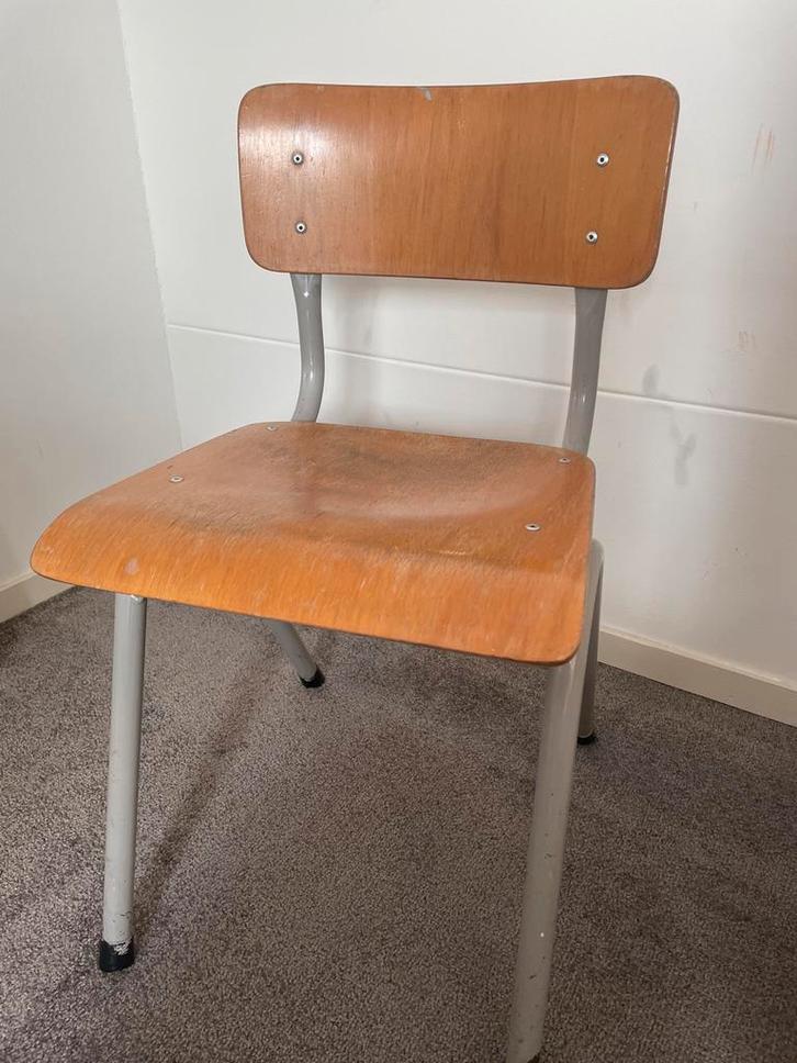Vintage Schoolstoel Kleuterformaat, Huis en Inrichting, Stoelen, Gebruikt, Eén, Hout, Grijs, Ophalen