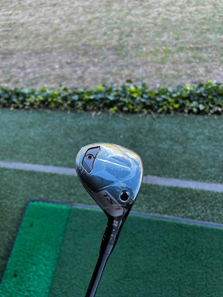 Titleist TSr1 6Hybrid (26) (Gloednieuw in plastic), Sport en Fitness, Golf, Nieuw, Club, Overige merken, Ophalen of Verzenden