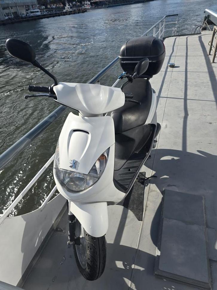 Peugeot VivaCity 100cc, Fietsen en Brommers, Scooters | Peugeot, Gebruikt, Vivacity, Tweetakt, Ophalen