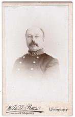 CDV - Militair Uniform Drie Sterren Kraag Foto Baer Utrecht, Gebruikt, Foto, Ophalen of Verzenden, Voor 1940