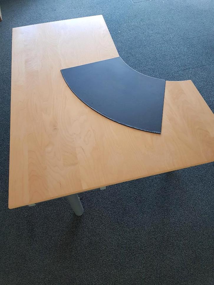 Te koop IKEA Galant Bureau, Huis en Inrichting, Bureaus, Gebruikt, Bureau, In hoogte verstelbaar, Ophalen