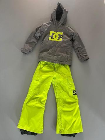 Dcshoes kinder snowboard set 6-8 jaar beschikbaar voor biedingen