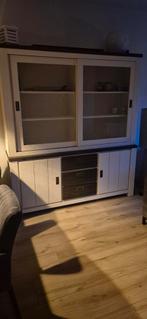 Henders en hazel inrichting, Ophalen