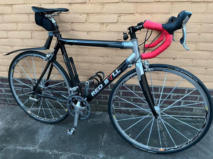 Red Bull carbon SL 57cm, Ultegra, Fietsen en Brommers, Fietsen | Racefietsen, Zo goed als nieuw, Heren, Overige merken, Meer dan 20 versnellingen