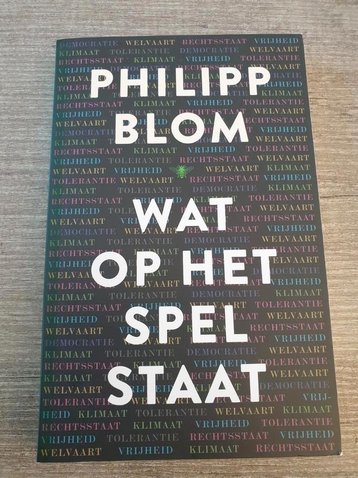 Wat op het spel staat - Philipp Blom, Boeken, Overige Boeken, Gelezen, Ophalen of Verzenden