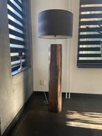 Prachtige robuuste landelijke vloerlamp van meerpaal, Hout, Ophalen of Verzenden, 150 tot 200 cm, Landelijk