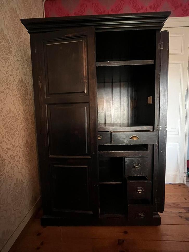 Donkere houten kast van Rofra meubel, Huis en Inrichting, Kasten | Computermeubels, Zo goed als nieuw, 120 tot 170 cm, Ophalen