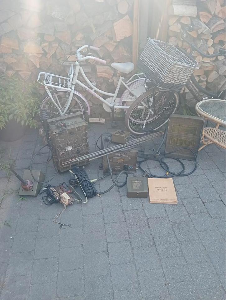 Radio Set AN/GRC-9 (Franse Makelij), Verzamelen, Militaria | Tweede Wereldoorlog, Landmacht, Amerika, Ophalen