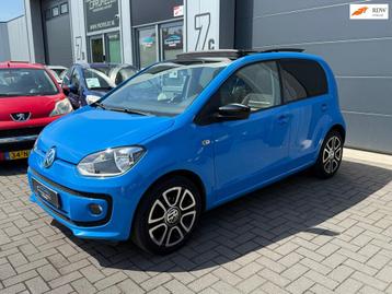 Volkswagen Up! 1.0 AIRCO | PANO | CRUISE | STOELVERWARMING | beschikbaar voor biedingen