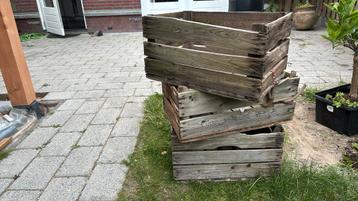 Gratis houten kisten beschikbaar voor biedingen