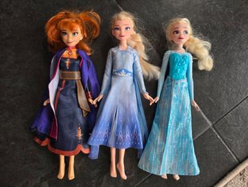 Hasbro Frozen Anne en Elsa poppen beschikbaar voor biedingen