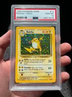 Pokémon PSA 10 - Raichu #14 Base set TCG, Ophalen of Verzenden, Zo goed als nieuw, Losse kaart, Foil