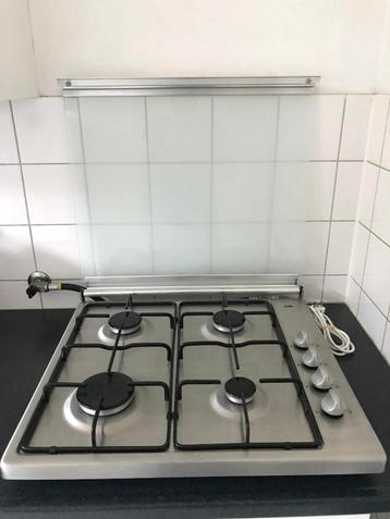 Mooie ETNA KGV558WRVS 4-pits RVS Gaskookplaat / Kookplaat beschikbaar voor biedingen
