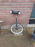 Eenwieler met lekke band, Ophalen, Gebruikt