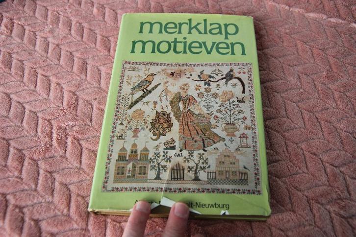 Merklap motieven, Boeken, Hobby en Vrije tijd, Gelezen, Ophalen of Verzenden