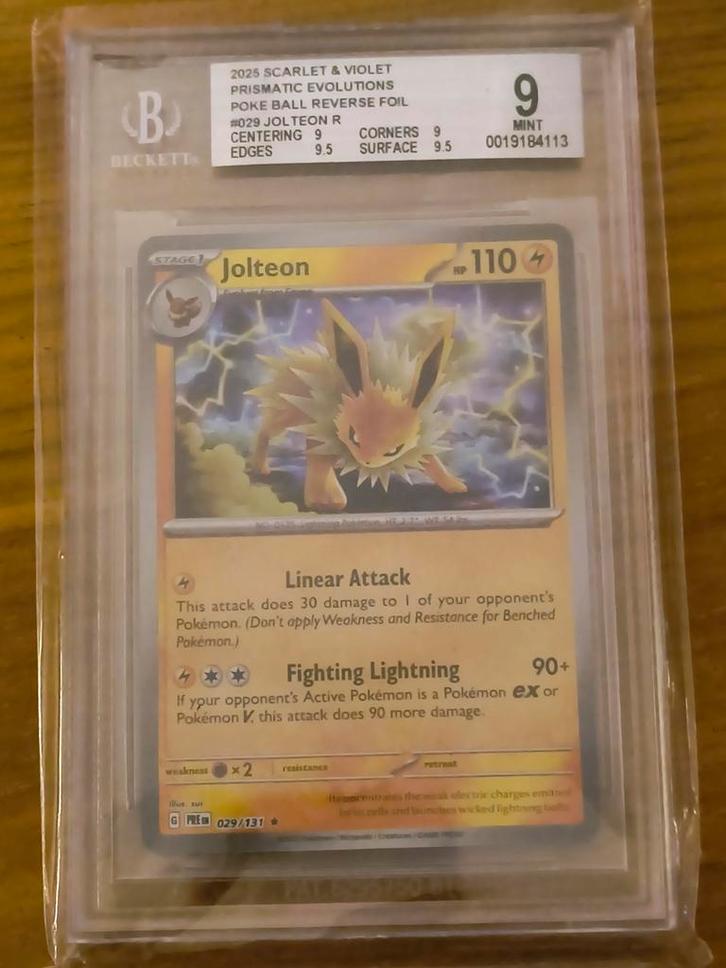 Pokemon Jolteon 029 Beckett 9 - Zeldzaam!, Hobby en Vrije tijd, Verzamelkaartspellen | Pokémon, Ophalen of Verzenden