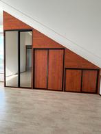 Kledingkast met schuifdeuren voor aangename prijs, Huis en Inrichting, Kasten | Kledingkasten, Ophalen, Overige materialen, 200 cm of meer