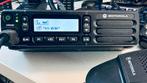 Motorola DM2600 Nieuw met Beugel & Microfoon, Telecommunicatie, Zenders en Ontvangers, Ophalen of Verzenden, Nieuw, Zender en Ontvanger